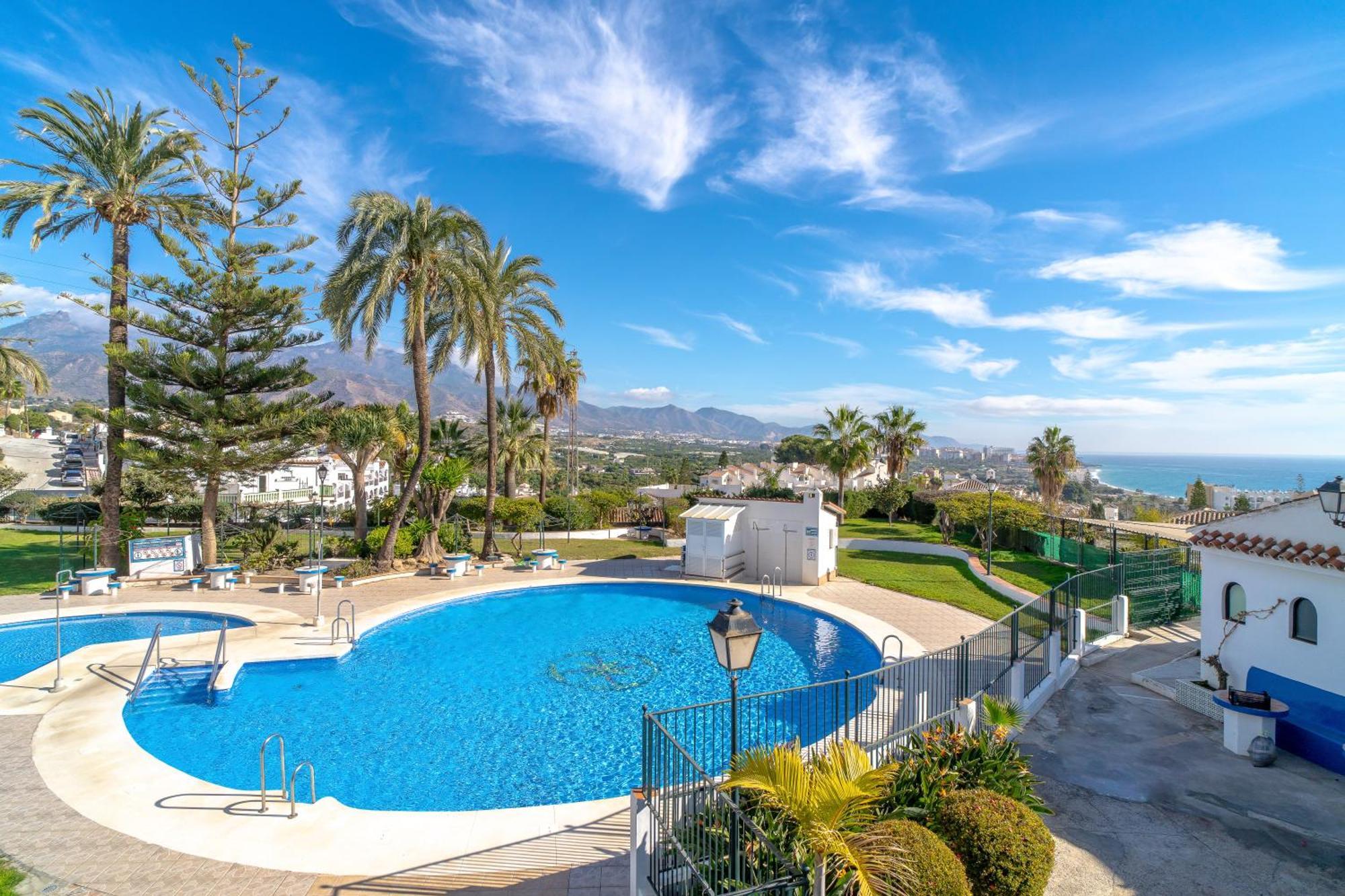 Villa Caritas Punta Lara Casasol Nerja Buitenkant foto